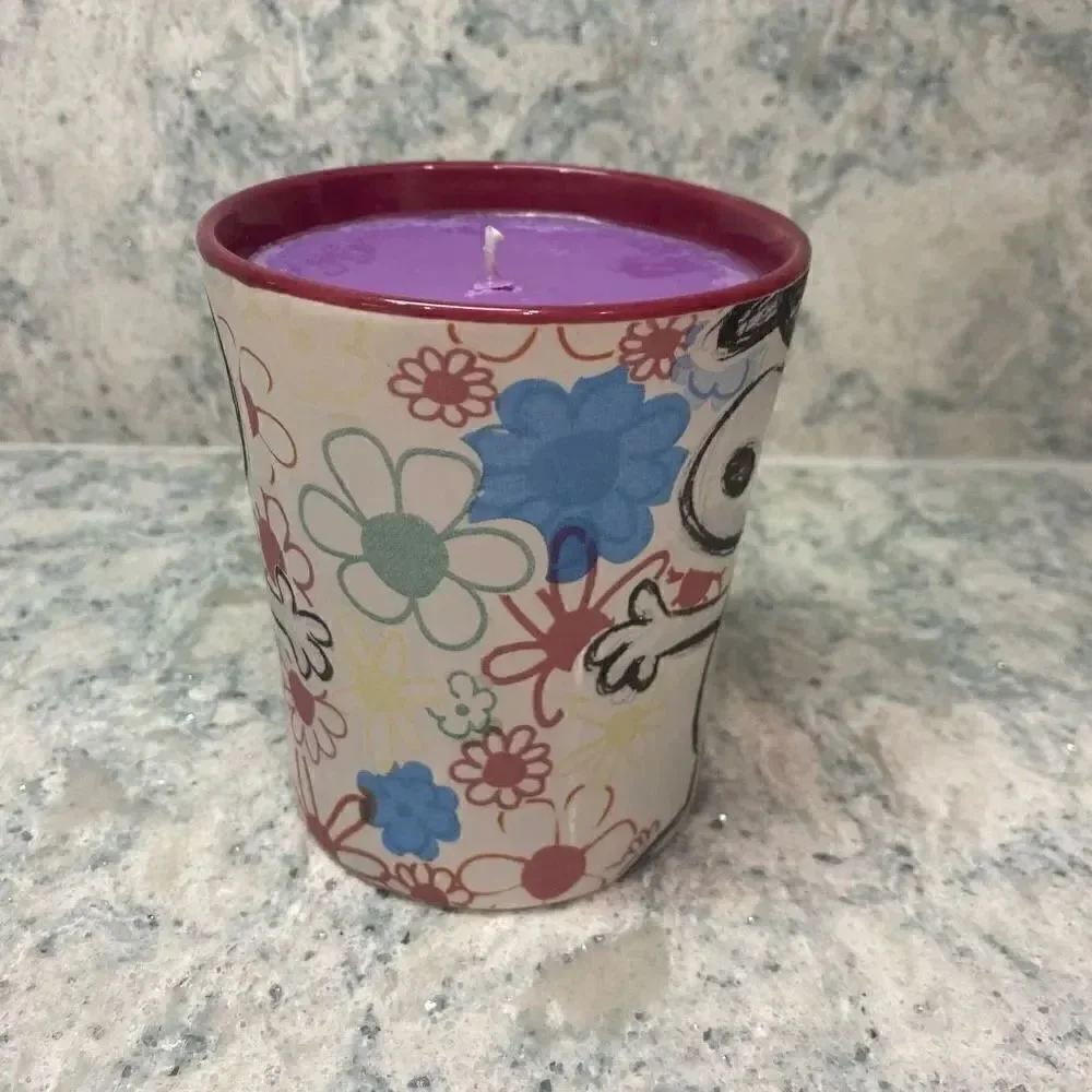 Snoopy Strawberry Acai Candle